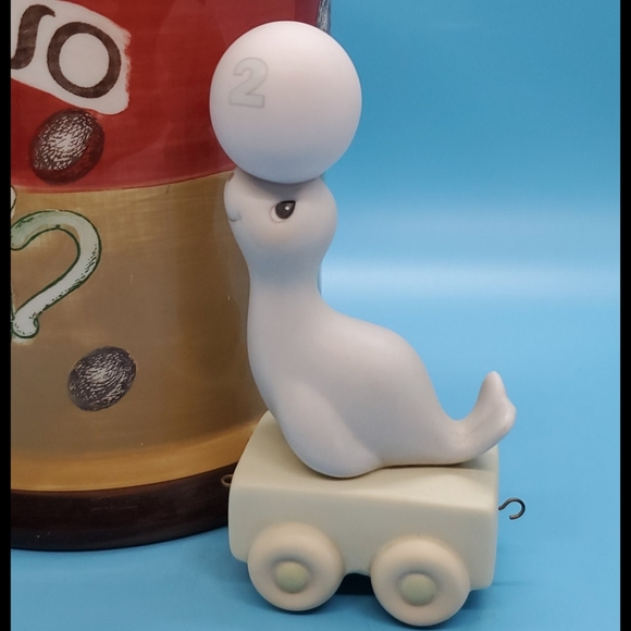 "God bless you on your birthday" 1985 #15962 Precious Moments Enesco Sam Butcher - Picture 8 of 8